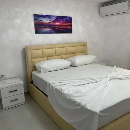 Flavjo Apartment Berat