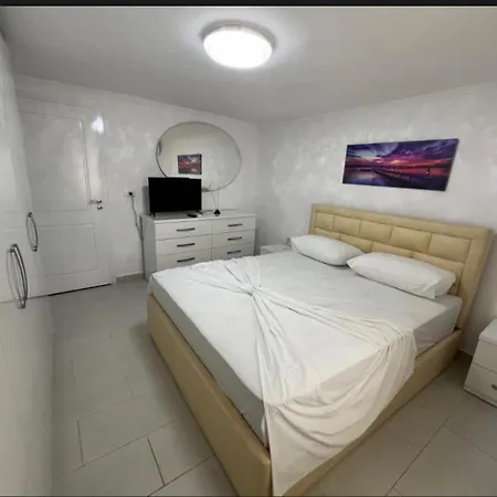 Apartment Flavjo *